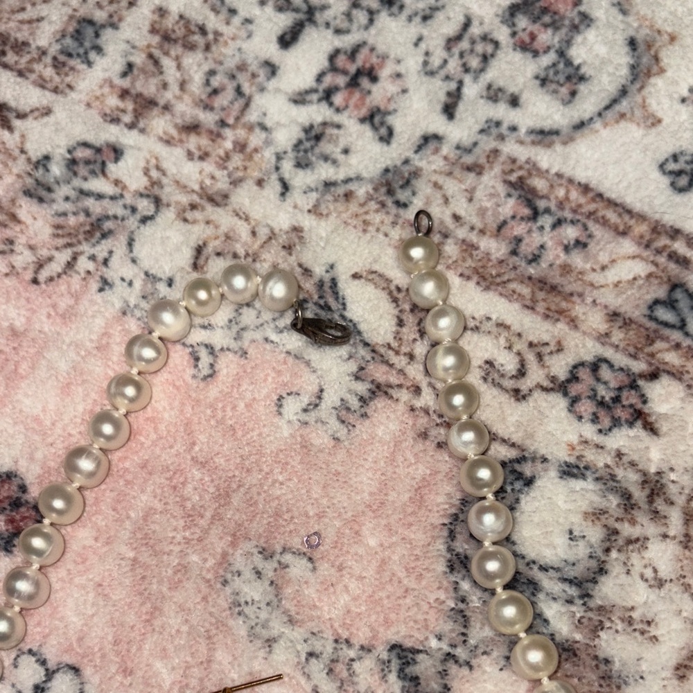 Pearls - Picture 3 of 4